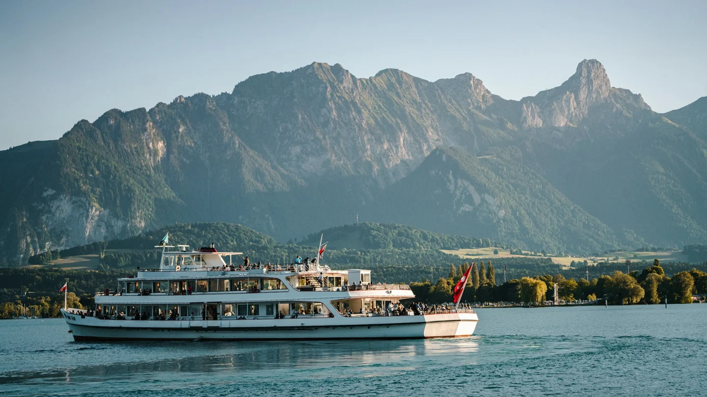 Lake Brienz landscape